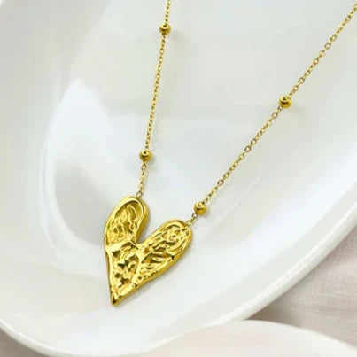 Sculpted Heart Necklace