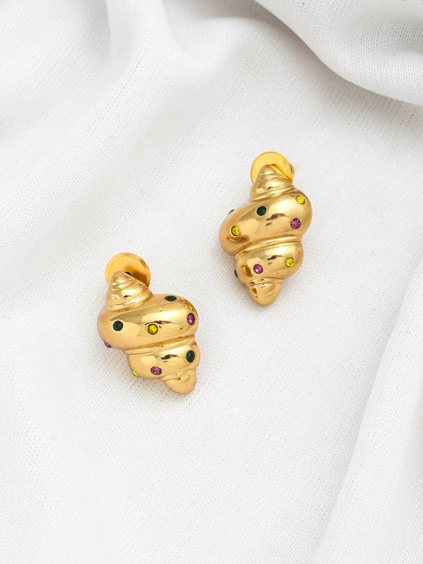 Sunny Vibes Croissant Studs