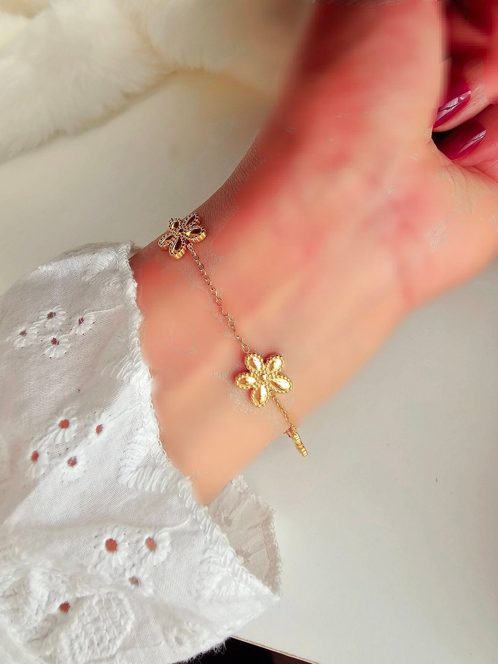 Tiny Floral Charm Bracelet