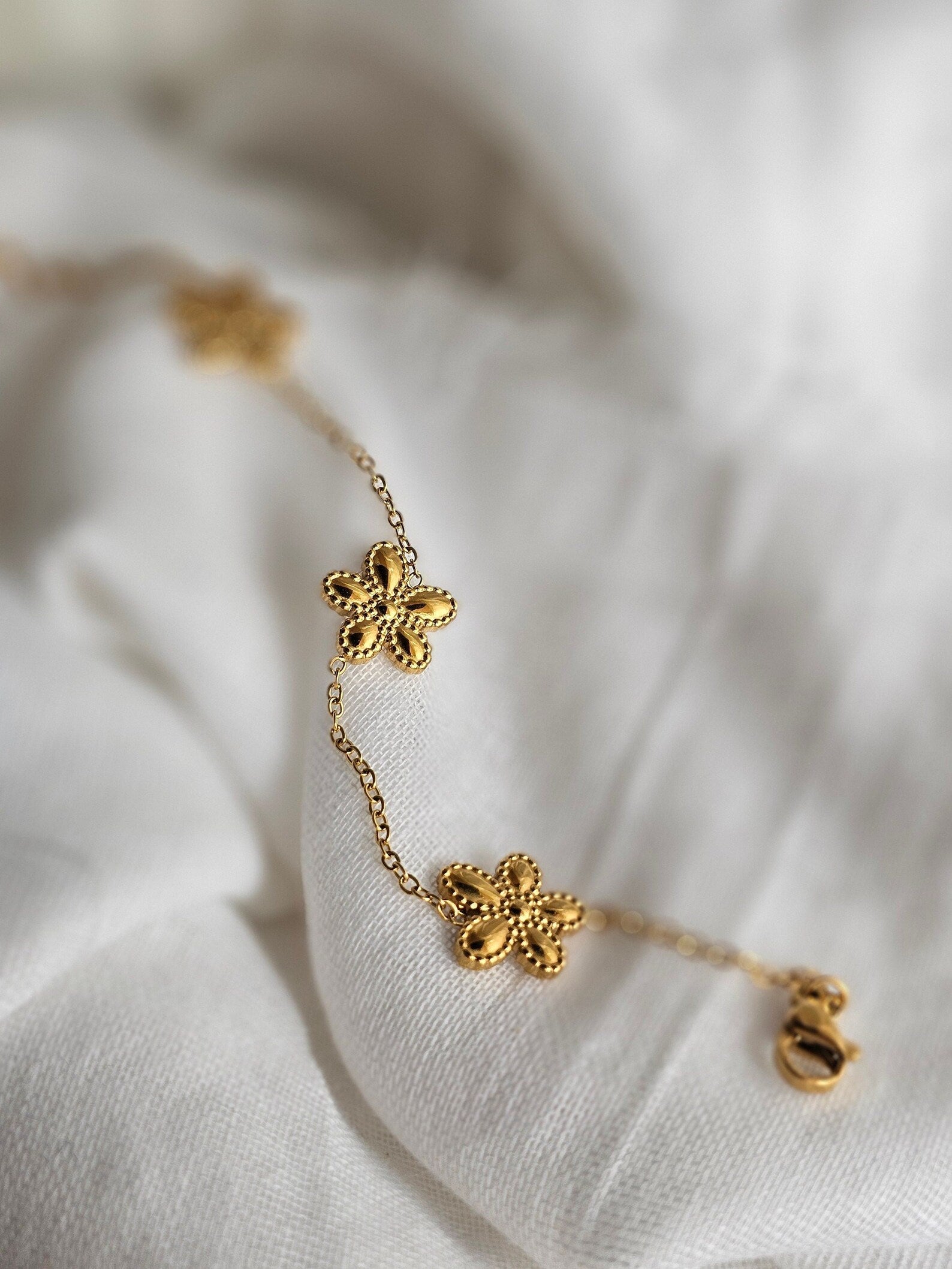 Tiny Floral Charm Bracelet